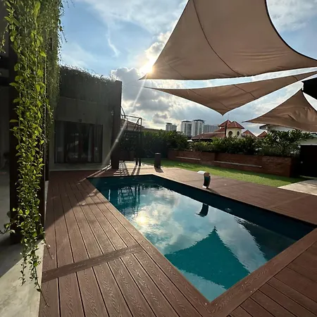 Chrisenbel Hideaway Retreat Apartment Petaling Jaya Exterior photo